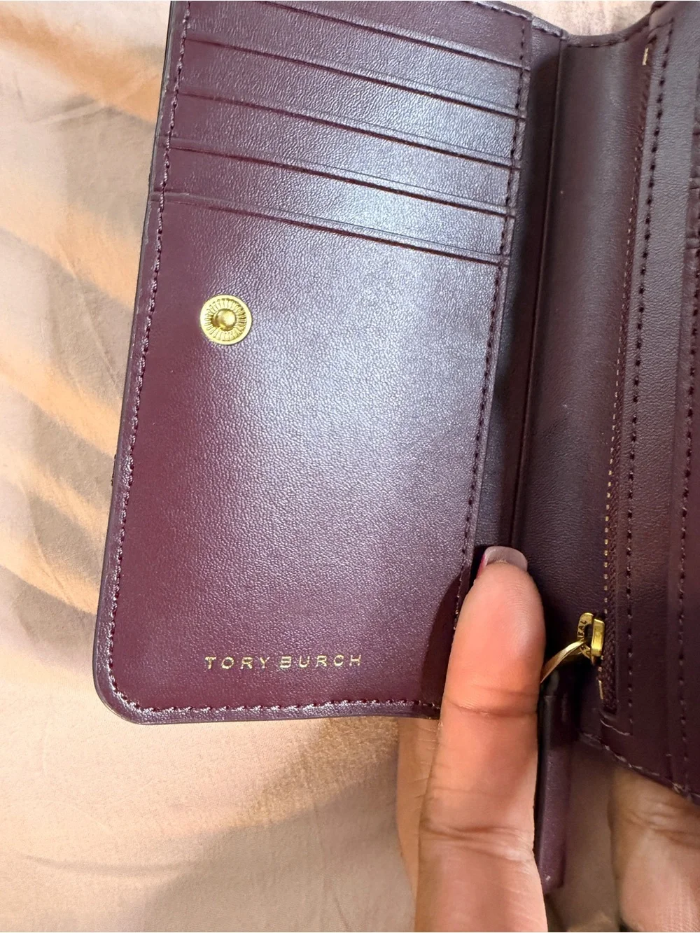 Tory Burch Willa Shine Medium Wallet – Fig Jam